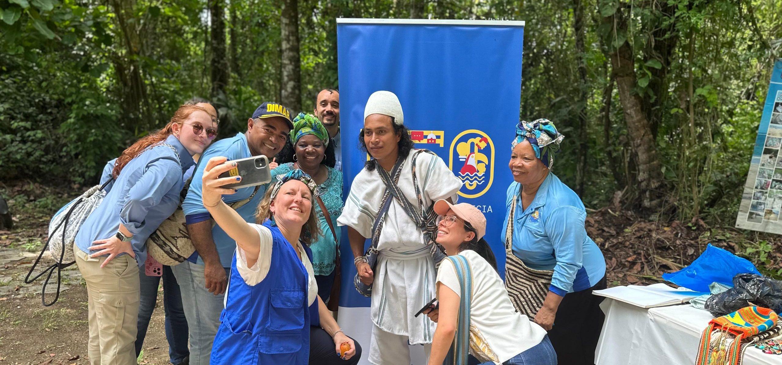 Parques Nacionales Naturales y la Embajada de Suecia en Colombia realizaron segunda Caminata por los Parques en el Parque Nacional Natural Tayrona